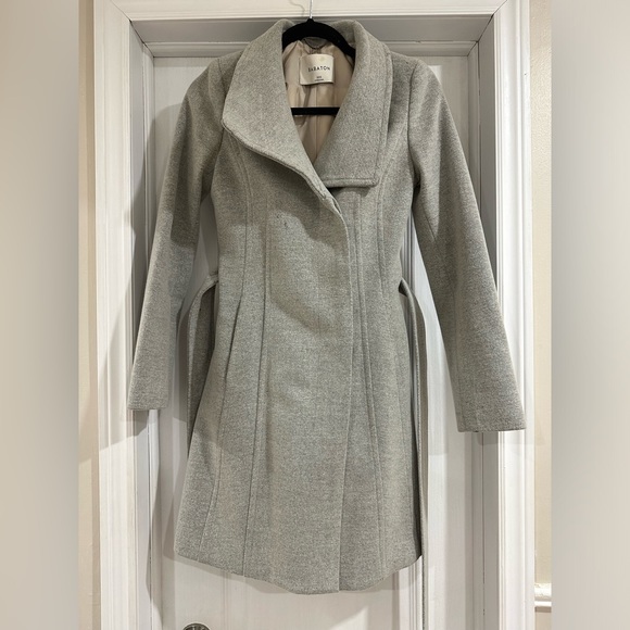 Aritzia Conner Coat - Picture 3 of 8